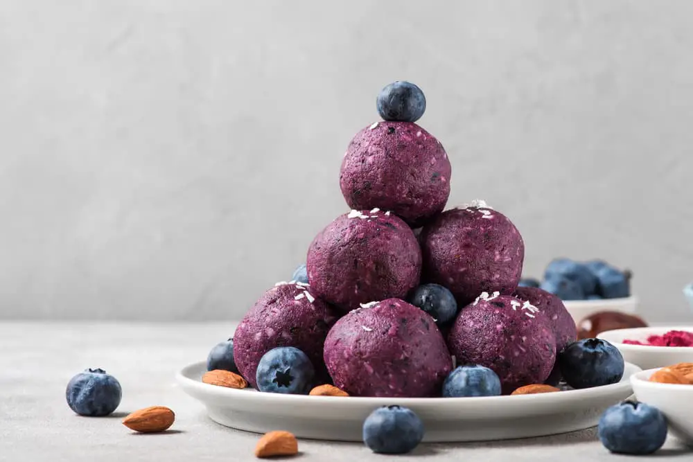 blueberry energy balls